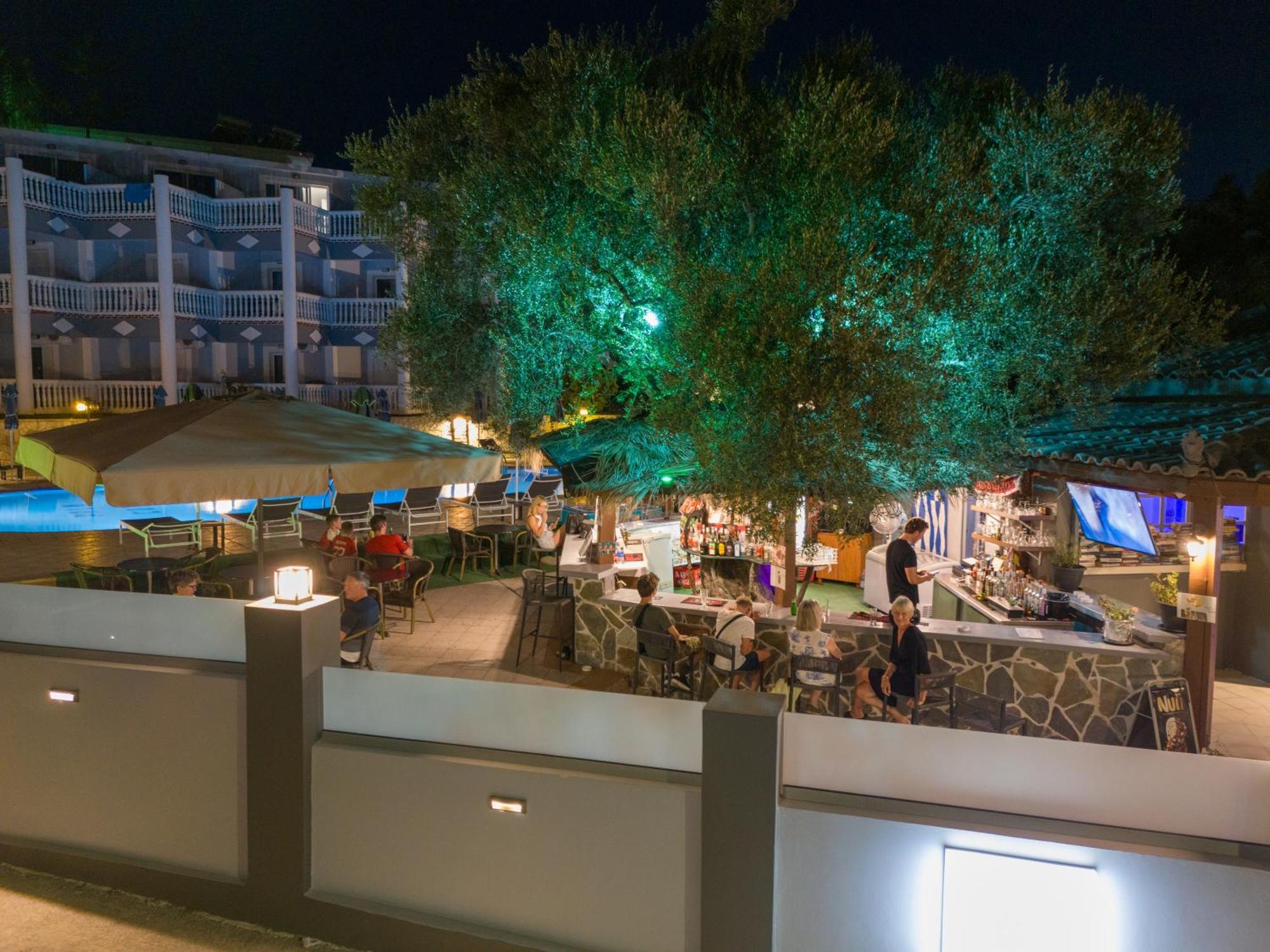 Callinica Hotel Tsilivi  Ngoại thất bức ảnh