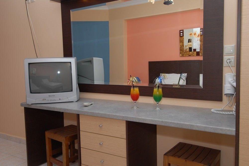 Callinica Hotel Tsilivi  Ngoại thất bức ảnh