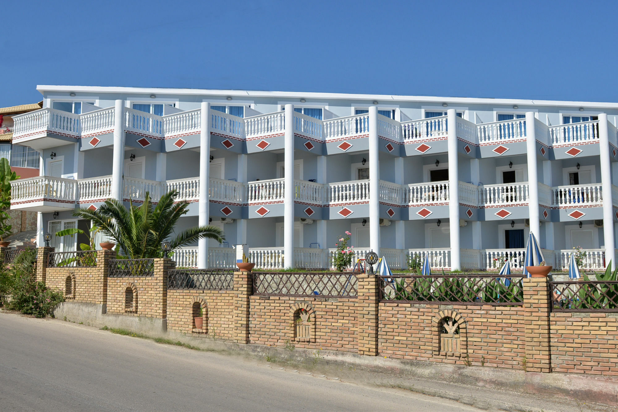 Callinica Hotel Tsilivi  Ngoại thất bức ảnh