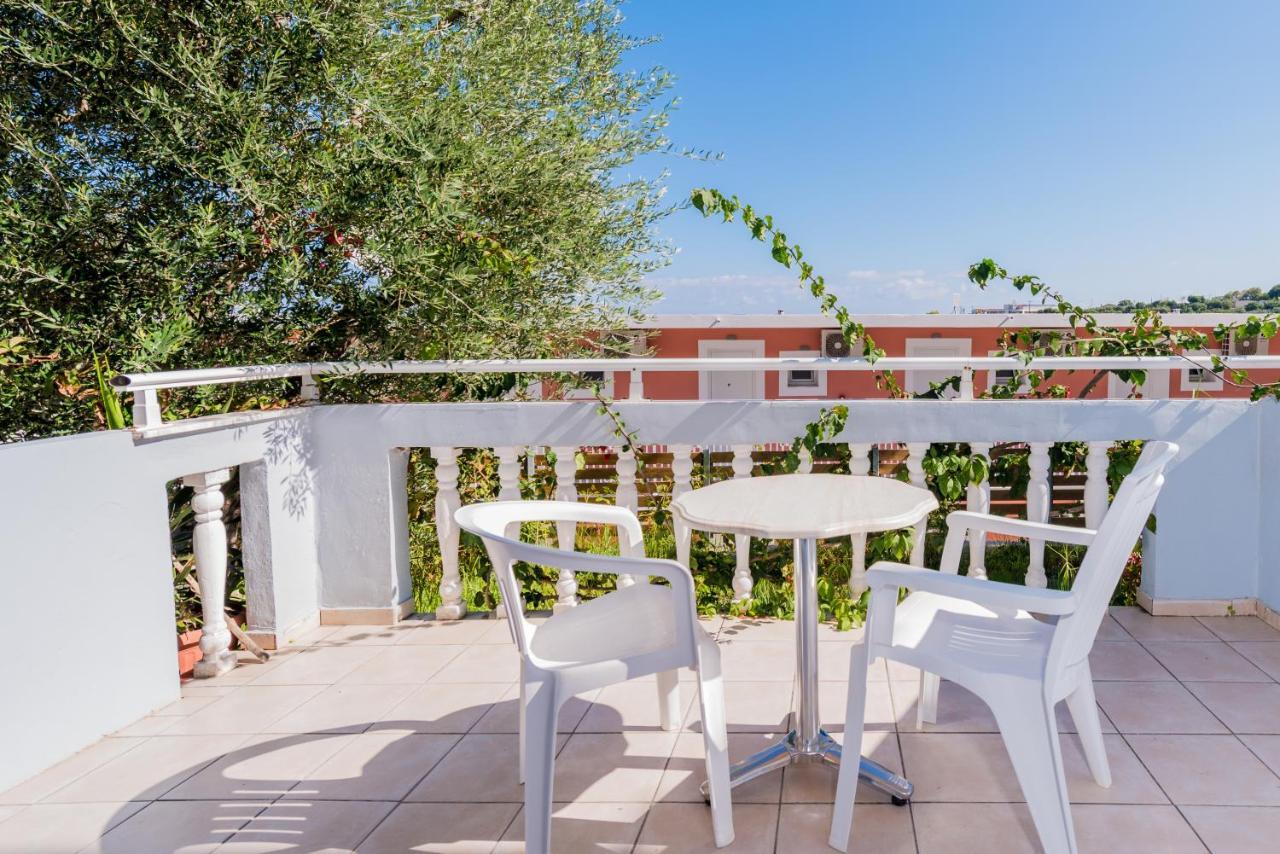 Callinica Hotel Tsilivi  Ngoại thất bức ảnh